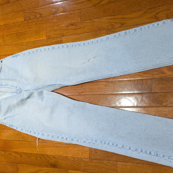 Abercombie & Fitch The 90s Straight, Ultra High Rise, Size 25 - Picture 3 of 8